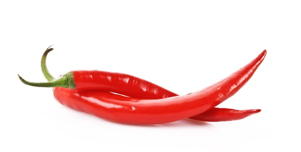 Два красных холодных перца, изолированных на белом — стоковое фото