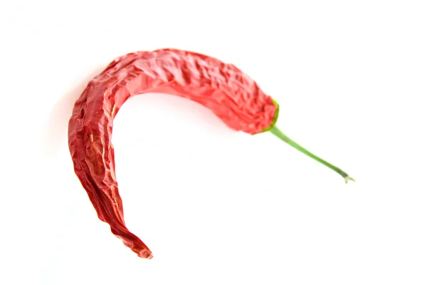 Κόκκινη καυτερή πιπεριά που απομονώνονται σε λευκό — Φωτογραφία Αρχείου