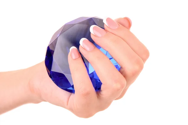 Gigant niebieski diament w ręku na białym tle — Zdjęcie stockowe