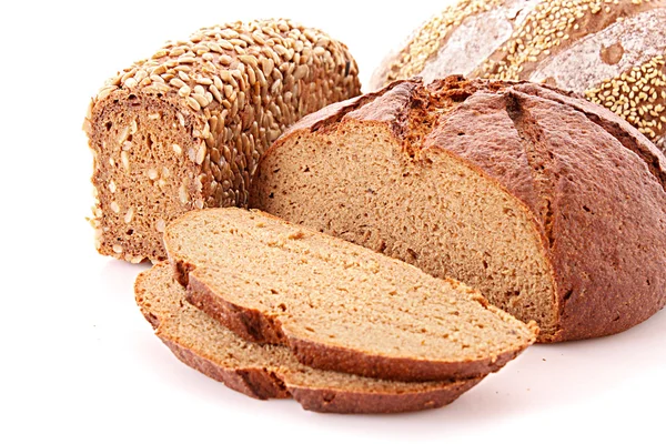 Brood met zonnebloempitten geïsoleerd op wit — Stockfoto