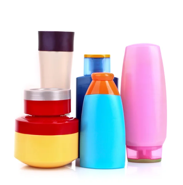 Пляшки продуктів для здоров'я та краси ізольовані на білому — стокове фото