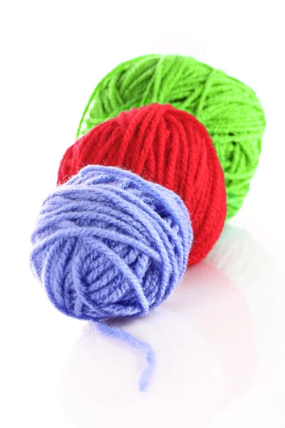 Bolas de lana de color árbol aisladas en blanco —  Fotos de Stock