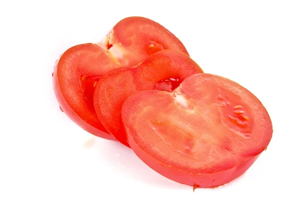 Φέτες ντομάτας που απομονώνονται σε λευκό — Φωτογραφία Αρχείου
