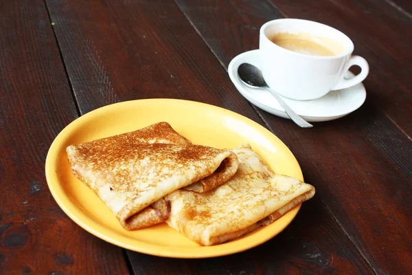 Pancake and coffee — Stock Photo, Image