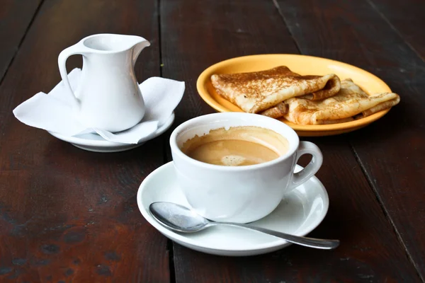 Panqueca e café — Fotografia de Stock