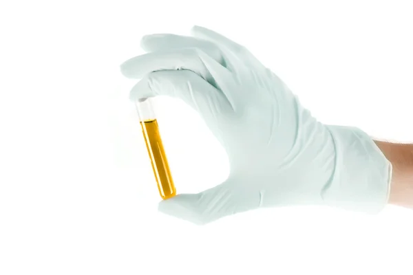 의사의 장갑에 손을 액체 wh에 고립 된 테스트 튜브 — 스톡 사진