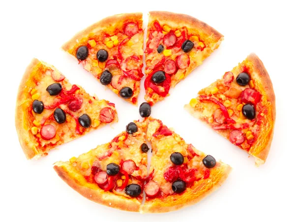 用橄榄上白色隔离片的披萨 — 图库照片