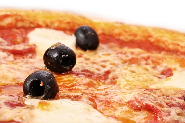 올리브를 곁들인 피자 — 스톡 사진