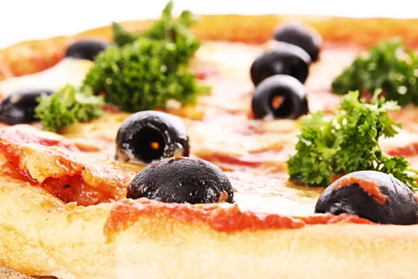 Pizza med oliver — Stockfoto