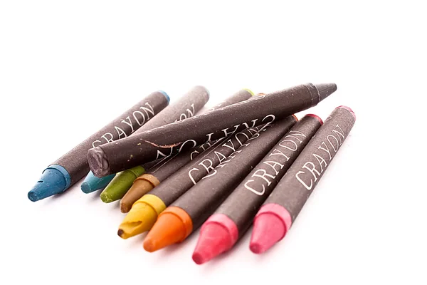 Различные цветные карандаши, изолированные на белом — стоковое фото