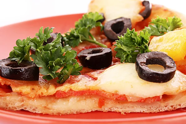 Pizza con olive — Foto Stock