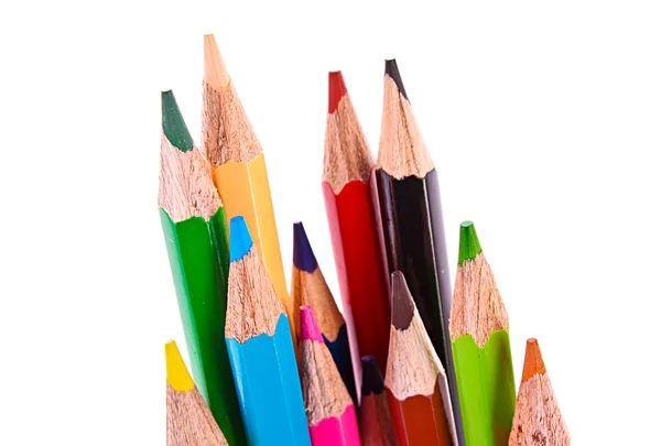 Poche matite di colore isolate su bianco — Foto Stock