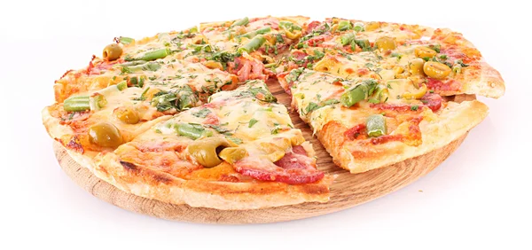 Πίτσα απομονωμένη σε λευκό — Φωτογραφία Αρχείου