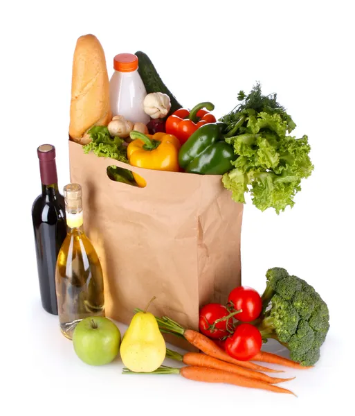Warzywa i wino w papierowej torebce — Zdjęcie stockowe