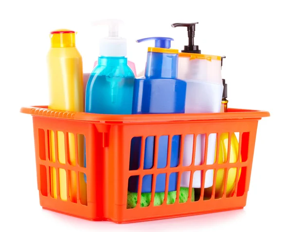 Flaschen mit Schönheits- und Badeprodukten in orangefarbener Box isoliert auf wh — Stockfoto