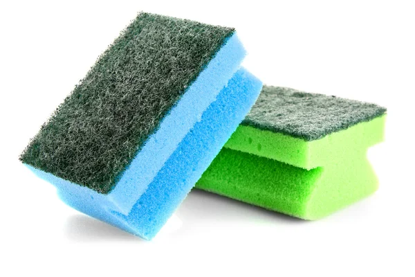 Dos esponjas limpiadoras aisladas en blanco —  Fotos de Stock