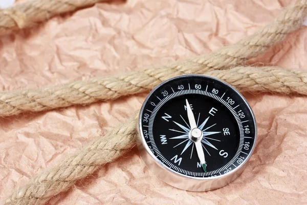Kompass och rep — Stockfoto