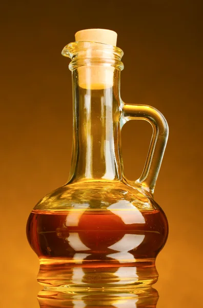 用橄榄油 jar — 图库照片