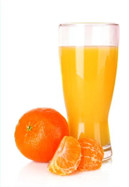 Zumo de naranja aislado en blanco — Foto de Stock