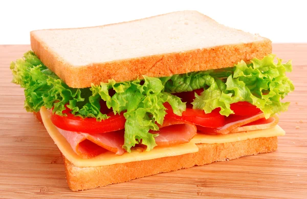 Sandwich sobre plato de madera —  Fotos de Stock