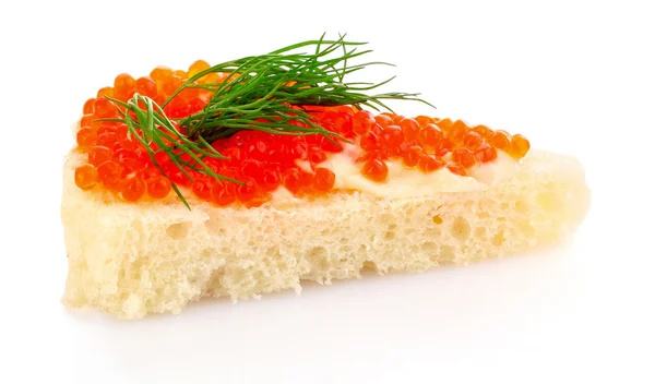 Röd kaviar och isolerade på vitt bröd — Stockfoto
