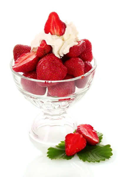 Many strawberries in glass with cream isolated on white — Stock Photo, Image