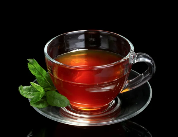 Bonita xícara de chá e hortelã — Fotografia de Stock