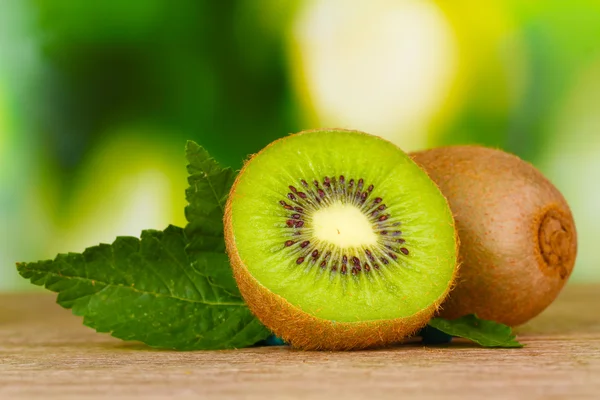 Fruta kiwi jugosa — Foto de Stock