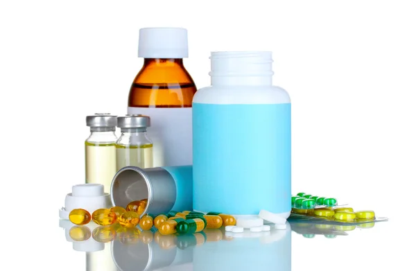 Медичні пляшки, ампули та таблетки — стокове фото