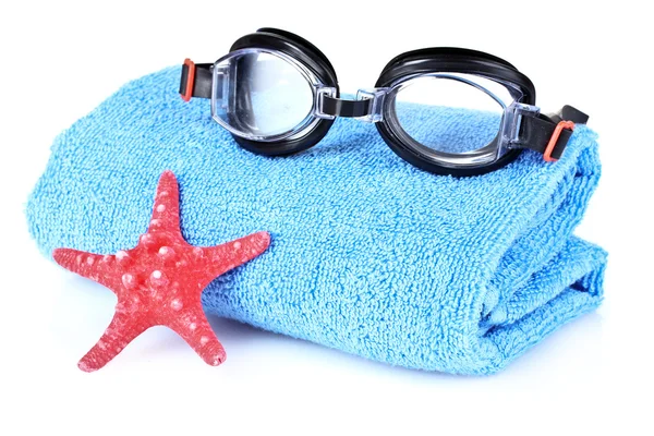 Okulary do pływania i ręcznik — Zdjęcie stockowe