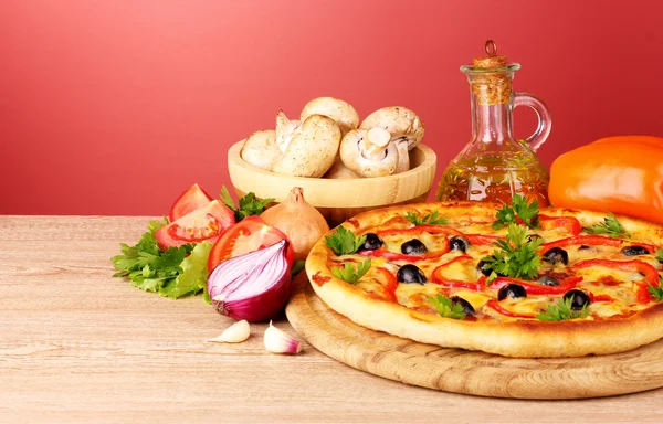 Tasty pizza — Stock Photo, Image