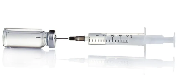Medyczne ampułki i strzykawki — Zdjęcie stockowe