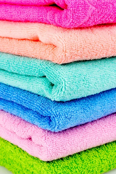 Krásné světlé ručníky — Stock fotografie