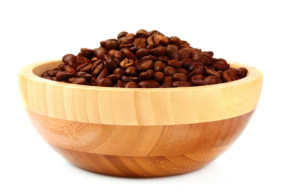 Placa com grãos de café isolados em branco — Fotografia de Stock