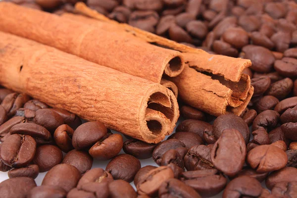 Coffee with cinnamon — Stock Photo, Image