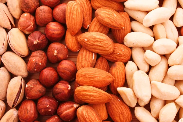 Different types of nuts — Stock Photo, Image