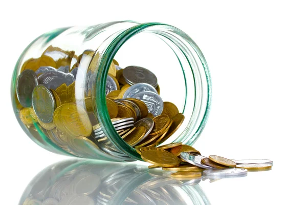 Glas bank för tips med pengar isolerade på vitt. Ukrainska mynt — Stockfoto