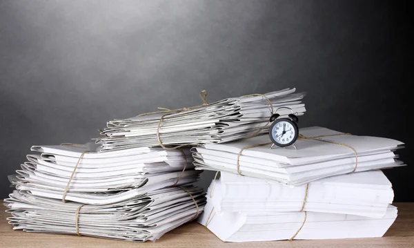 Many folders and documents on gray background — Stock Photo, Image