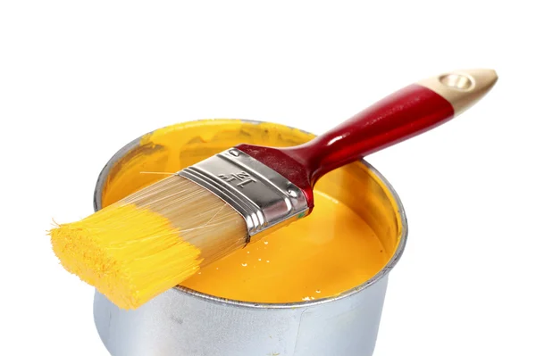 Open kunt van gele verf en penseel — Stockfoto