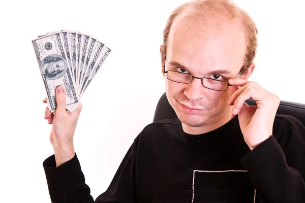 戴眼镜、背景为白色的美元钞票的年轻人 — 图库照片