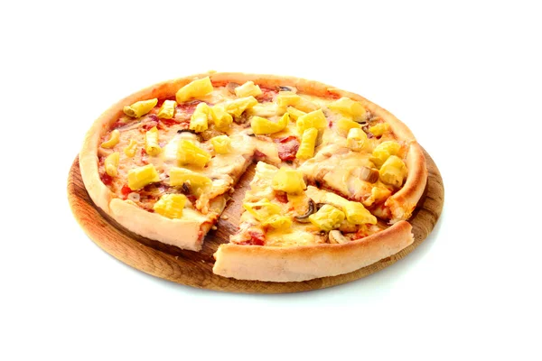 화이트에 맛 있는 피자 — 스톡 사진