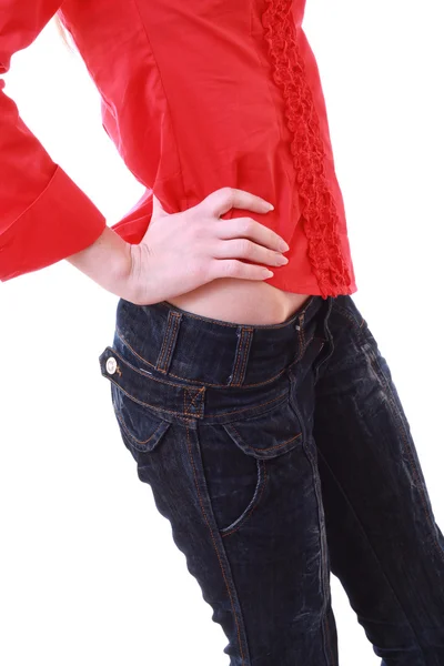 Женские ноги в джинсах — стоковое фото