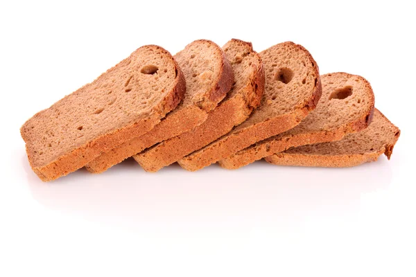 Pan de trigo fresco. Aislado sobre fondo blanco — Foto de Stock