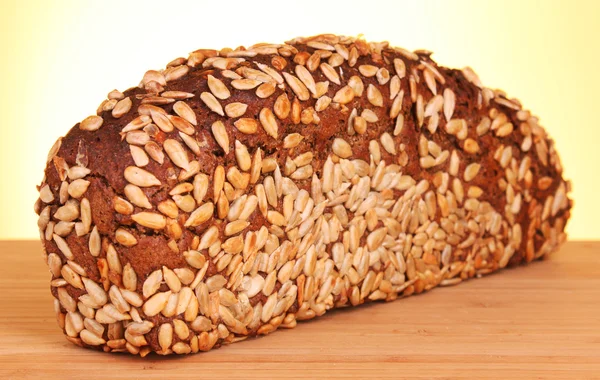 Pan de trigo fresco —  Fotos de Stock