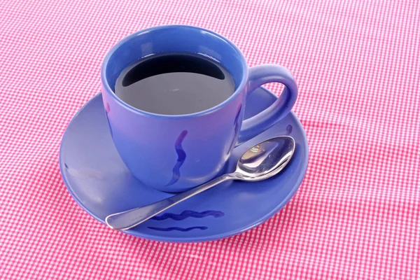 Blå kopp te på den tabellen — Stock fotografie