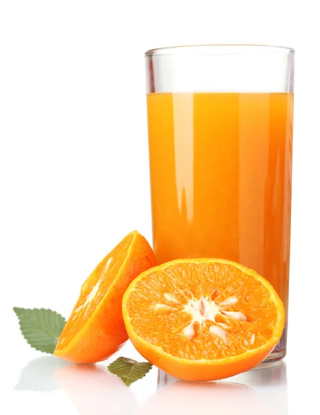 橘子和果汁玻璃上白色隔离 — 图库照片