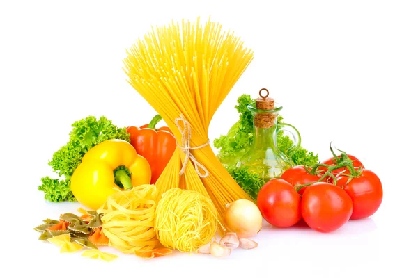 Tasty vermicelli, spaghetti and vegetables — Stock Photo, Image