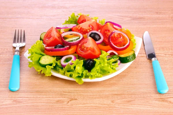 Viel Gemüse auf dem Teller — Stockfoto