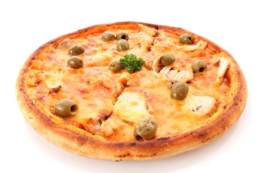 Beyaz zeytinli lezzetli pizza.