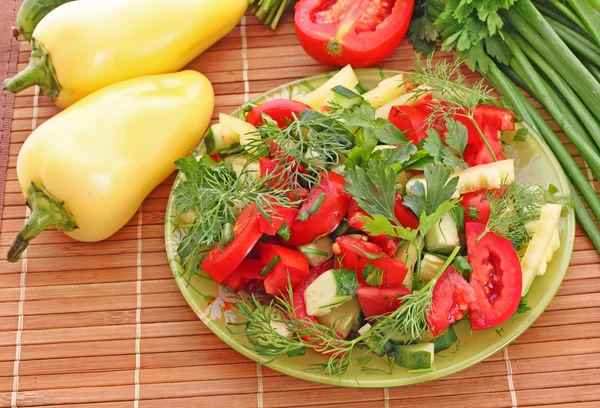 Zelenina a salát — Stock fotografie